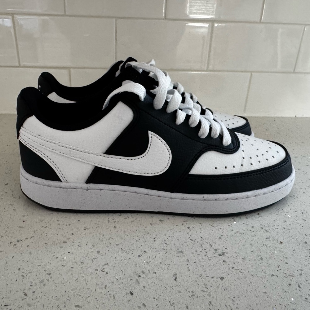 Nike Court Vision Low Next Nature men’s 7.5/womens9